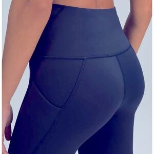 NWT Lululemon Wunder Train HR Tight 25" Pockets- navy